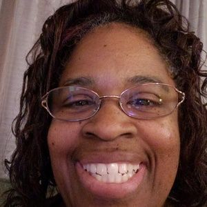 Meet your Posher, Ka-esbia